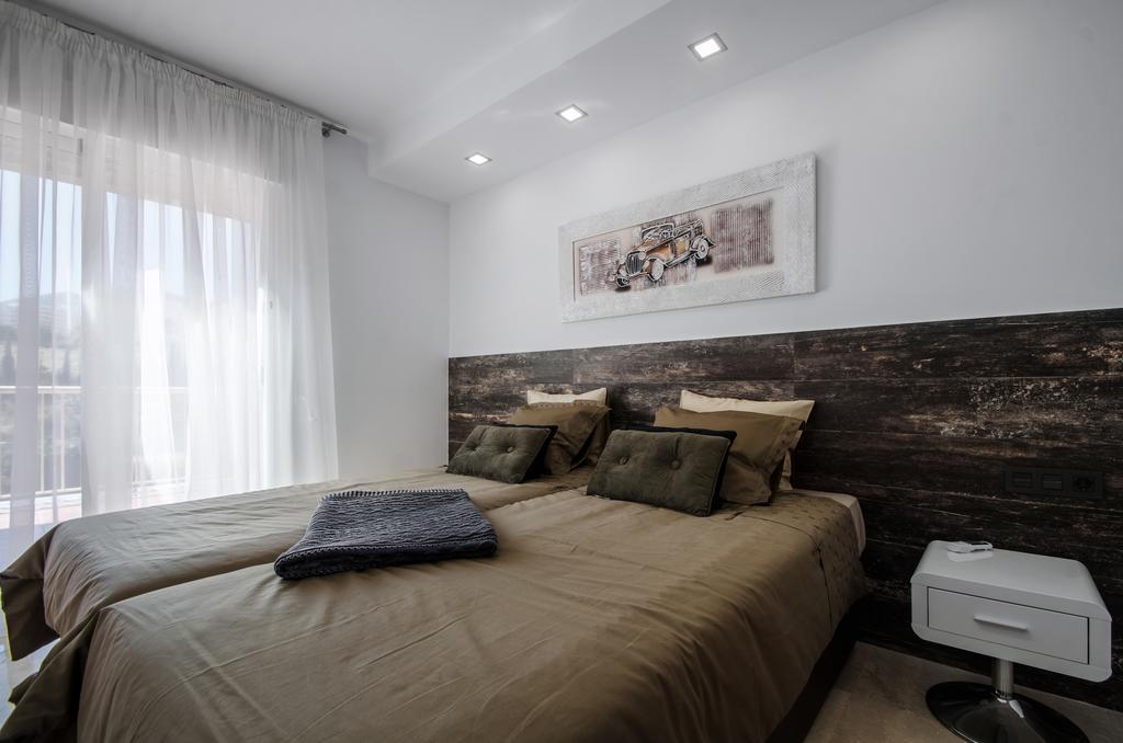 Gorgeous 170 Sq.M. Penthouse With Sea View Terraces Benalmádena Exterior foto